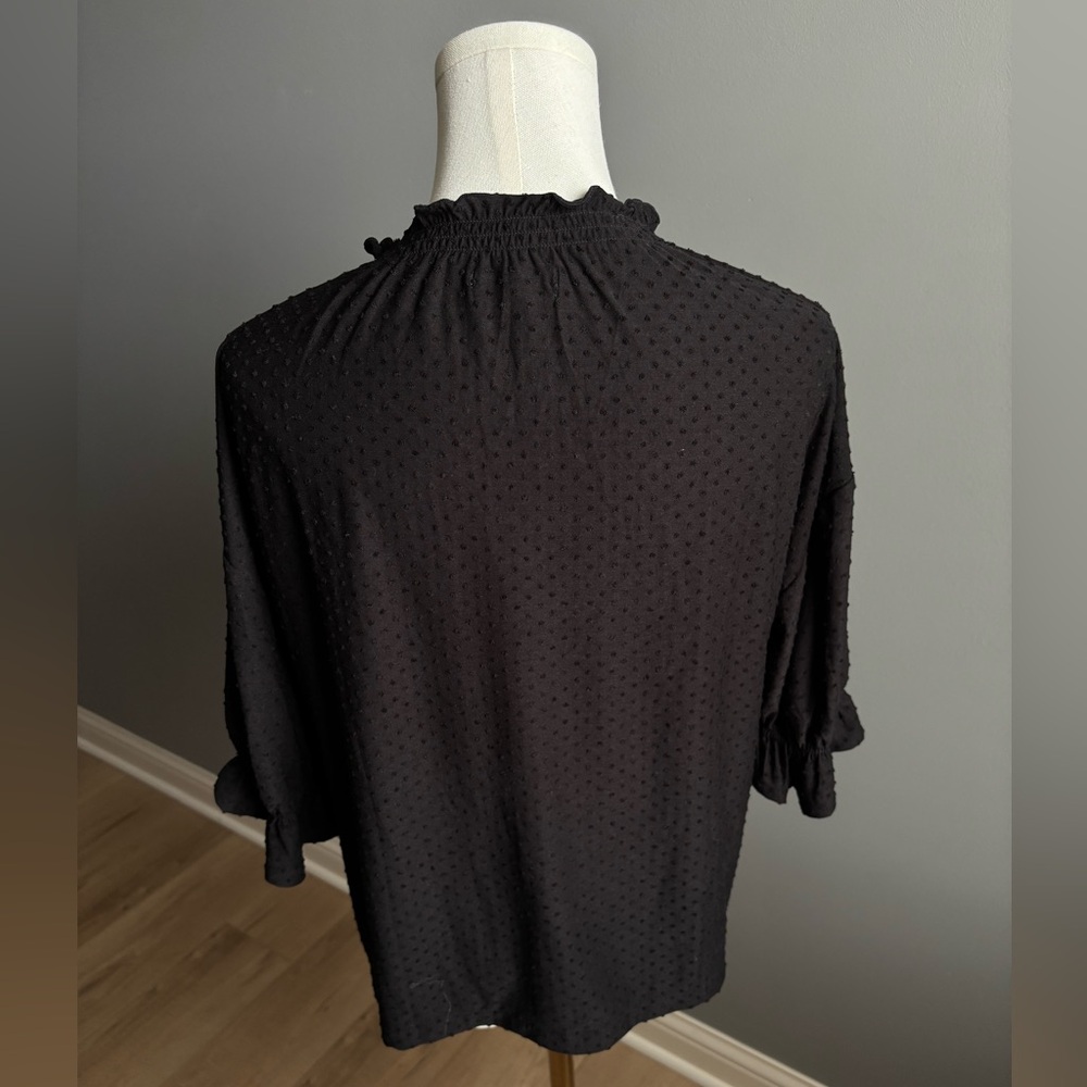 Madewell Texture & Thread Clip Dot Ruffle Top - Picture 6 of 7